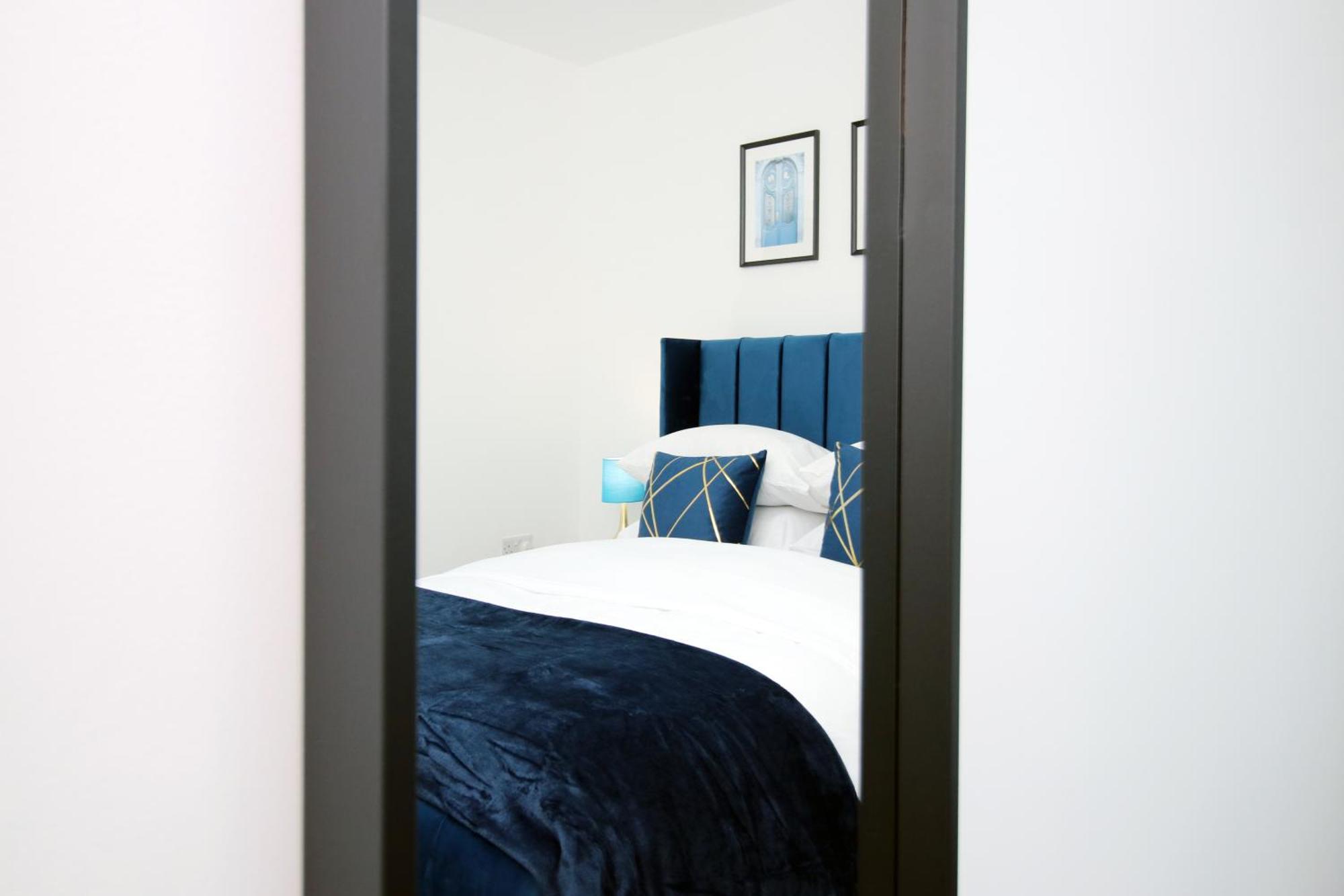 New Bloc Exclusive By Prime - Shops And Parking - Great For Groups And Families * Cardiff