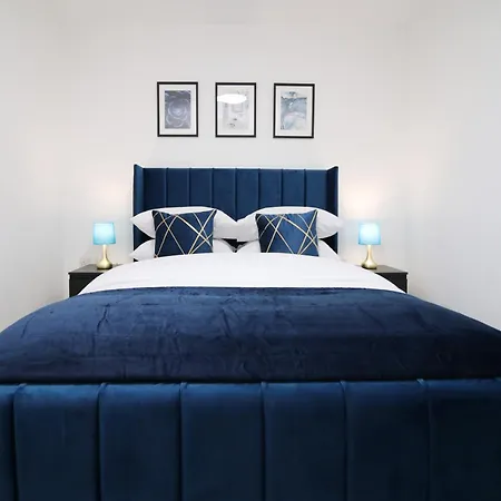 New Cardiff Bloc Exclusive Apartments By Prime Stays - Shops And Parking - Great For Groups And Families Exterior photo