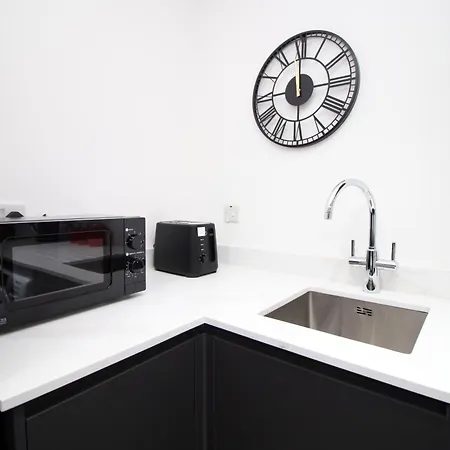 New Cardiff Bloc Exclusive Apartments By Prime Stays - Shops And Parking - Great For Groups And Families Exterior photo