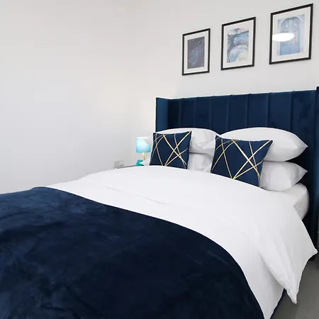 New Cardiff Bloc Exclusive Apartments By Prime Stays - Shops And Parking - Great For Groups And Families Exterior photo