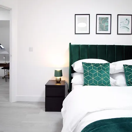 New Cardiff Bloc Exclusive Apartments By Prime Stays - Shops And Parking - Great For Groups And Families Exterior photo