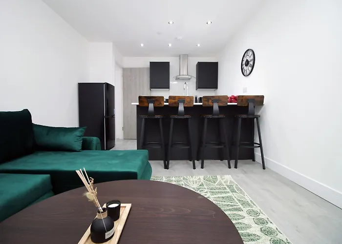 New Cardiff Bloc Exclusive Apartments By Prime Stays - Shops And Parking - Great For Groups And Families