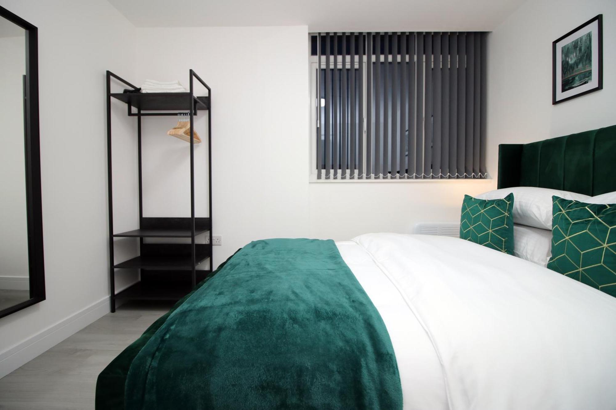 New Bloc Exclusive By Prime - Shops And Parking - Great For Groups And Families * Cardiff