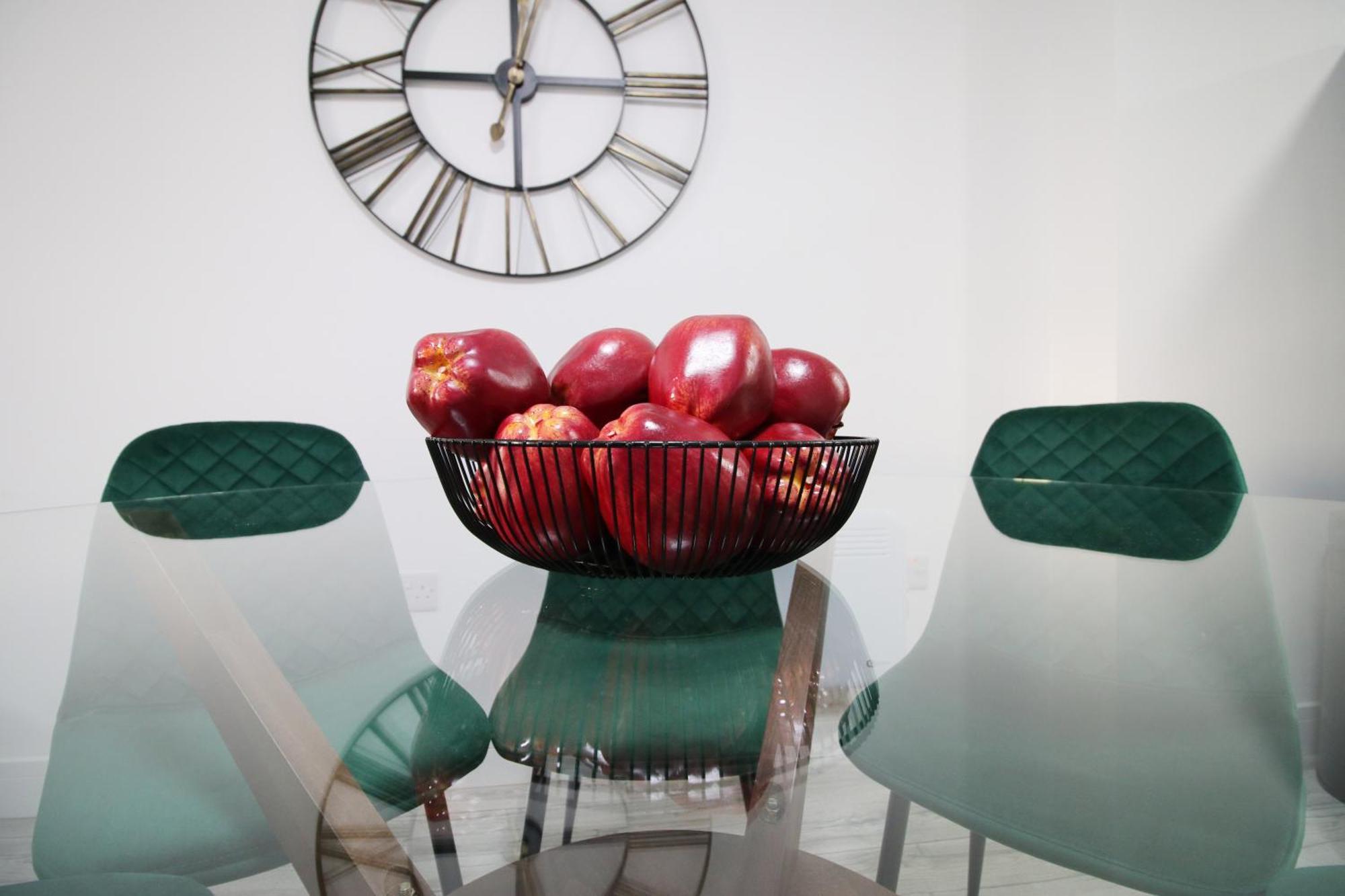 New Bloc Exclusive By Prime - Shops And Parking - Great For Groups And Families * Cardiff