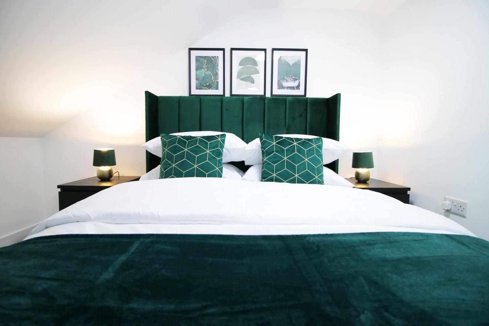 New Bloc Exclusive By Prime - Shops And Parking - Great For Groups And Families * Cardiff
