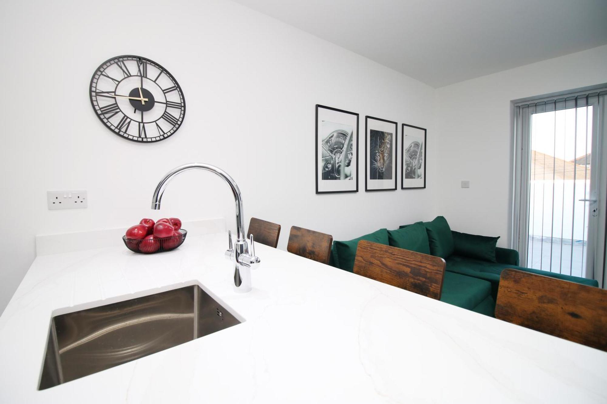 Apartment New Bloc Exclusive By Prime - Shops And Parking - Great For Groups And Families Cardiff
